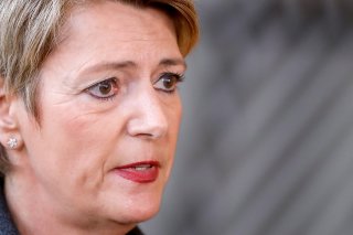 La conseillère Karin Keller-Sutter au front dimanche à Bruxelles sur le dossier russo-ukrainien.